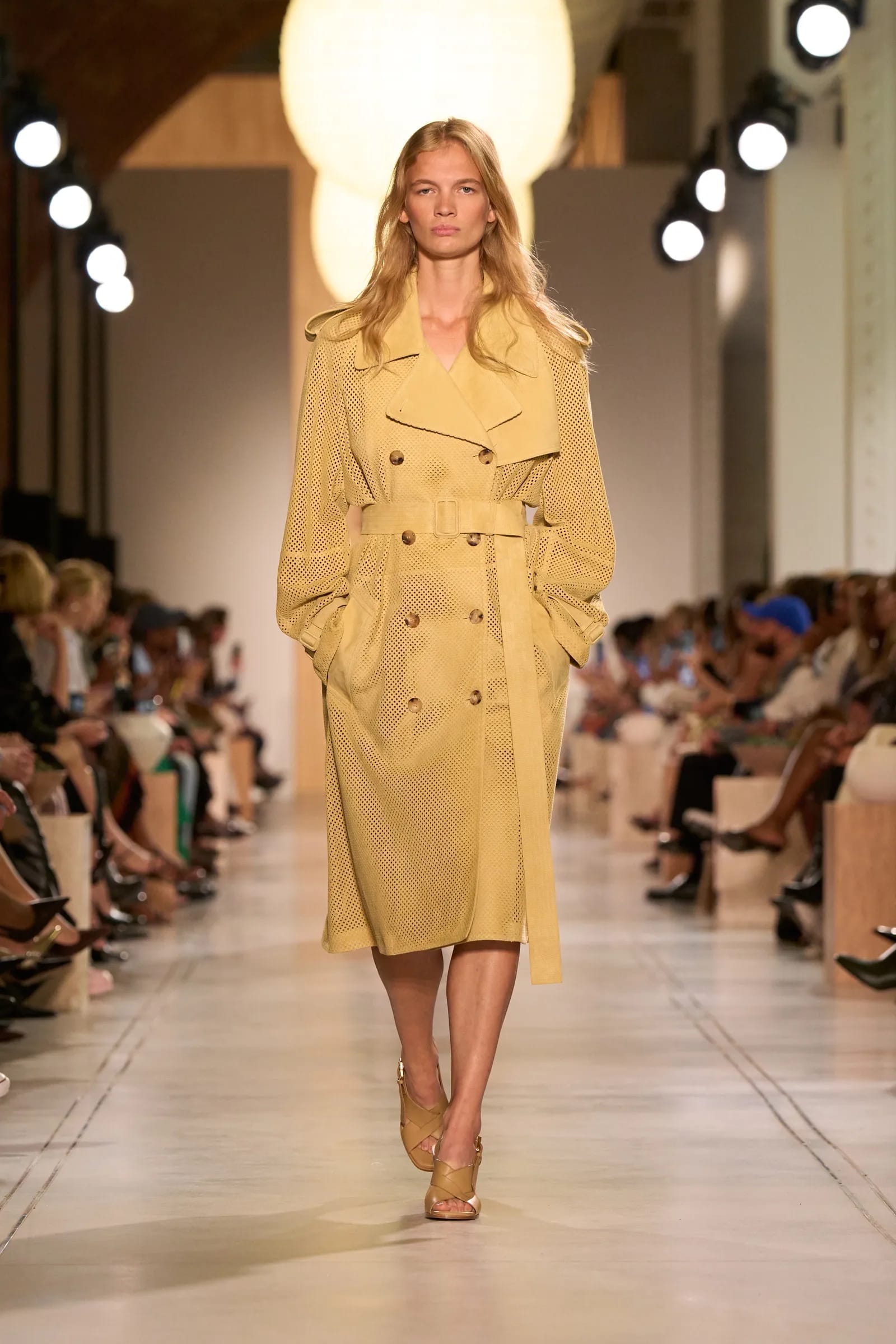 What Spring 2026 Runways Tell Us About Coat Investments