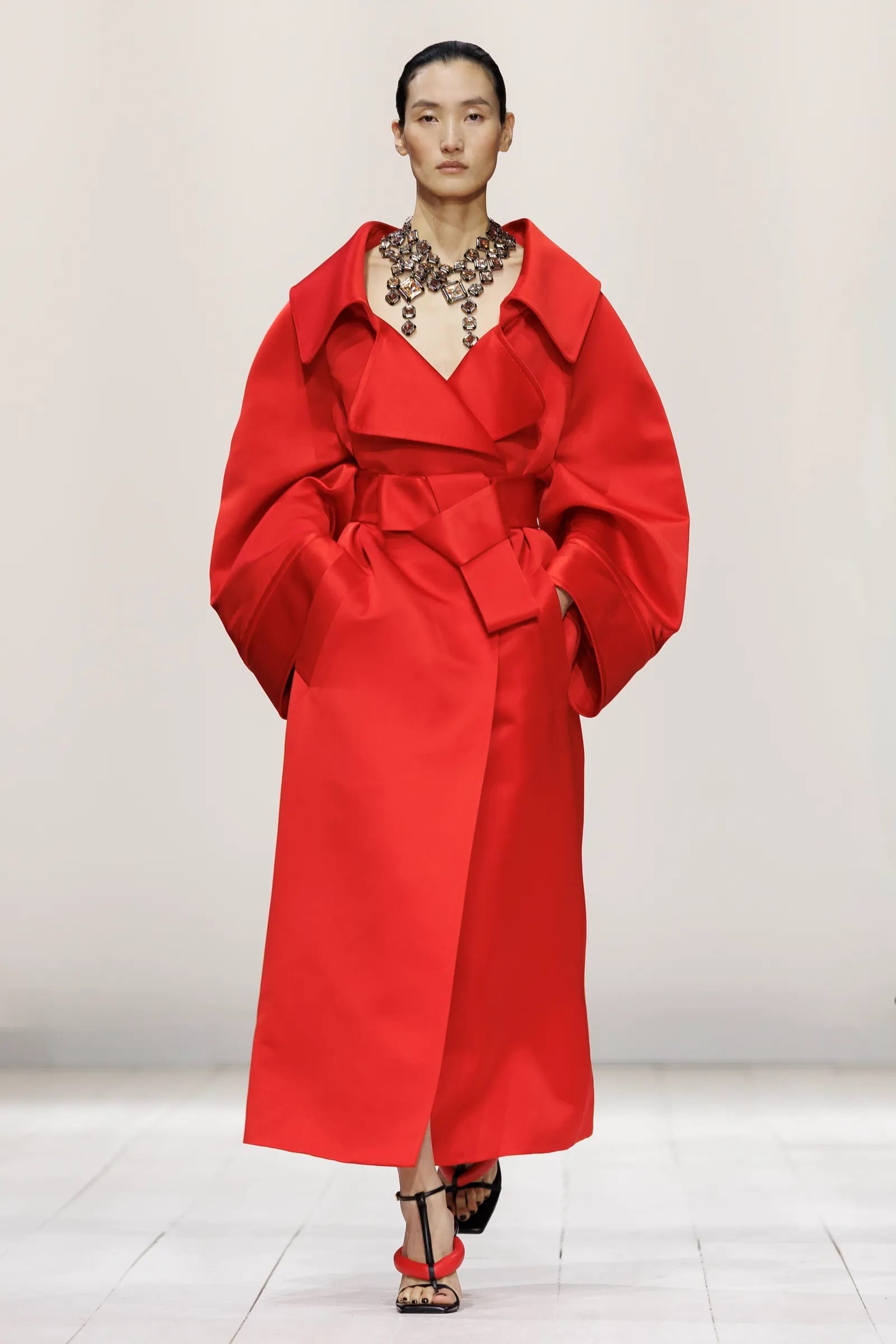 What Spring 2026 Runways Tell Us About Coat Investments